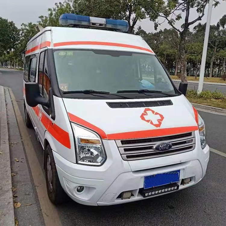 冯坡镇用途不同,救护车装备标准也不同
